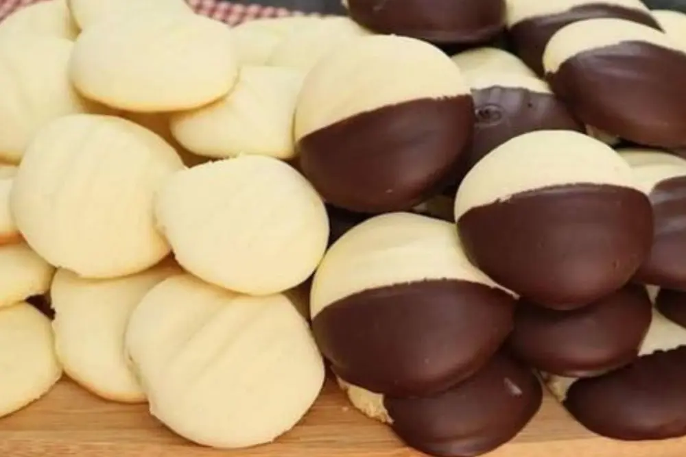 Sequilhos de Leite Ninho com Chocolate e sem Chocolate
